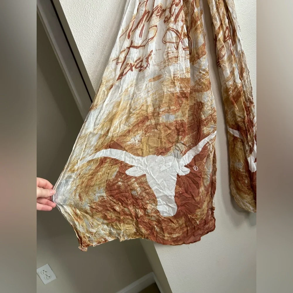 University of Texas Longhorns Austin Apparel Scarf Or Wall Tapestry White Brown